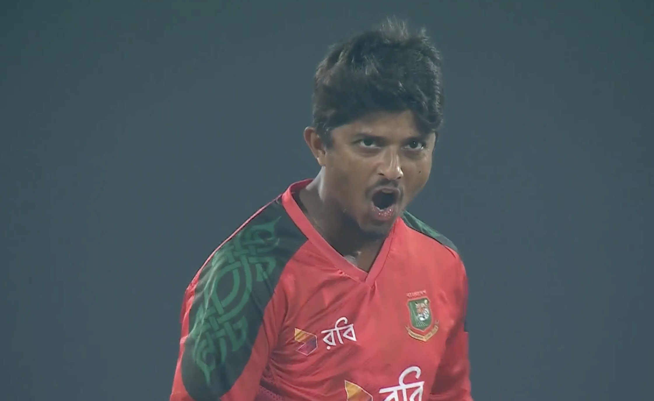 Mahedi Hasan's 3 for 25 | 2nd T20I