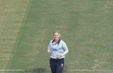 Maitlan Brown's 4 for 30 | Match 31