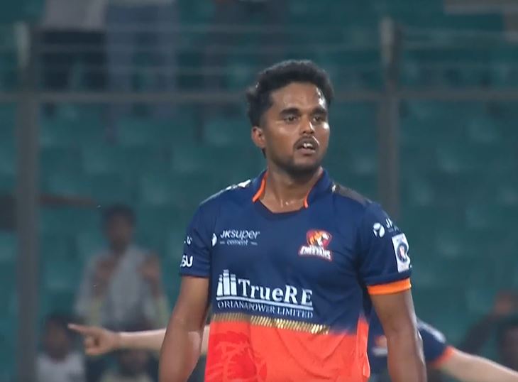 Mangesh Yadav's 4 for 23 | Match 9