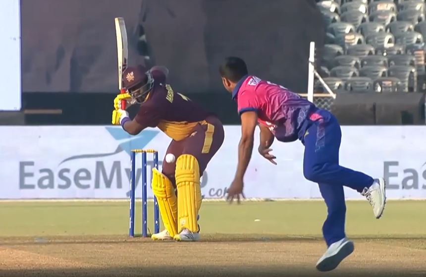 Hamilton Masakadza's 72 off 35 | Match 10