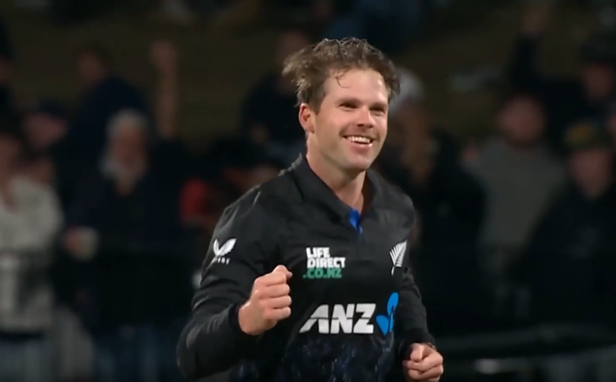 Lockie Ferguson's 3 for 16 | 2nd T20I