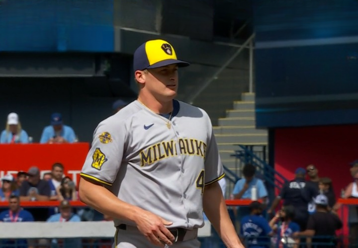 MLB: Toronto Blue Jays vs Milwaukee Brewers - Highlights