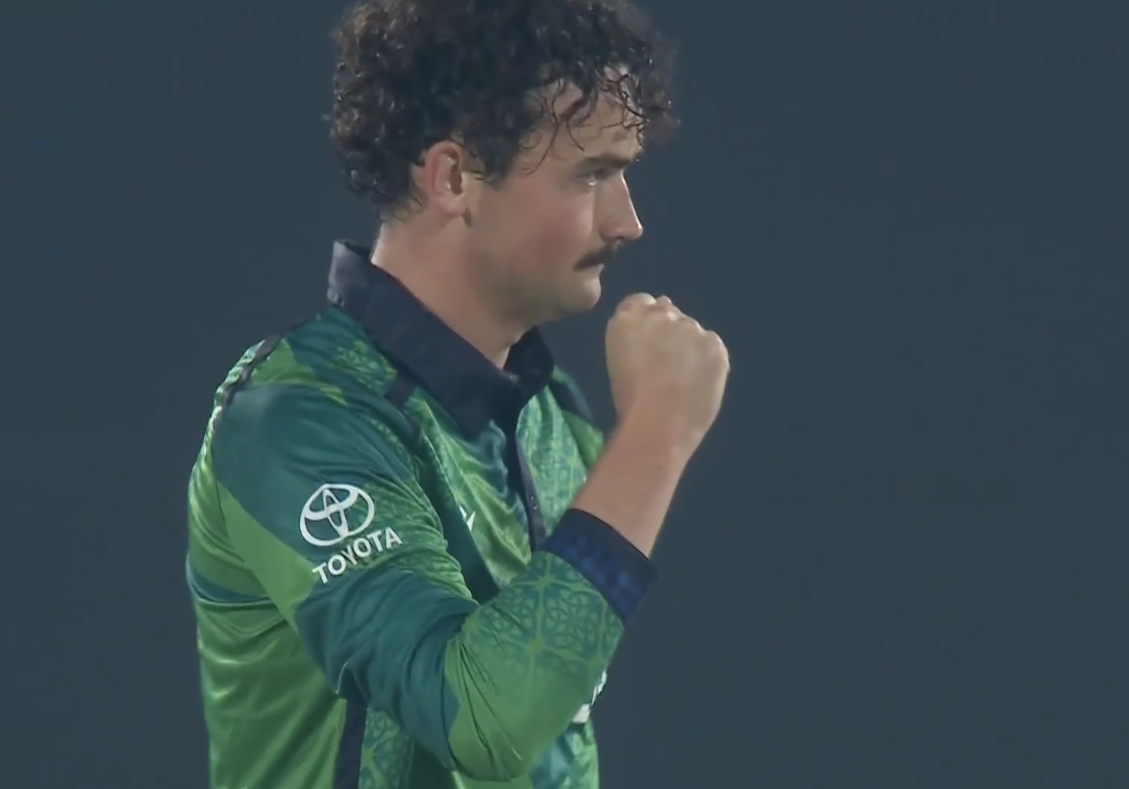 Matthew Humphreys's 4 for 13 | 1st T20I