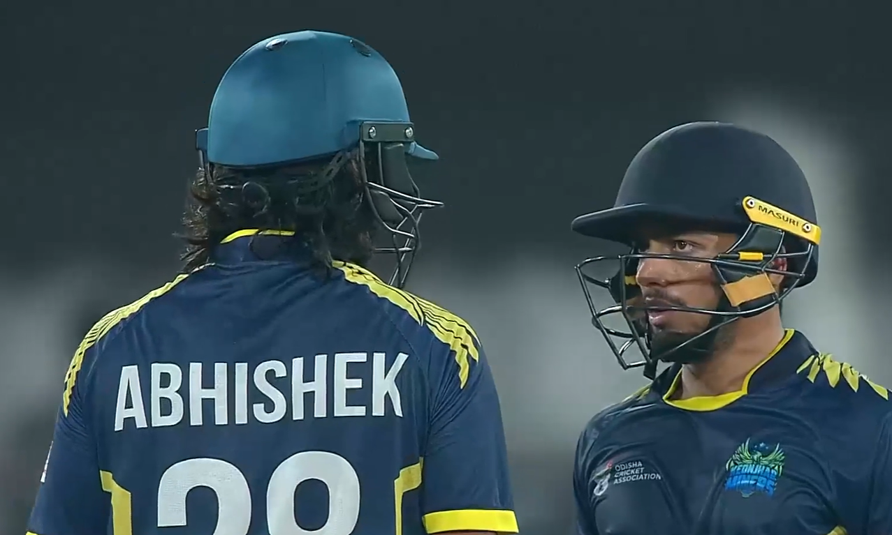 Om Munde's 64 off 40 | Match 9