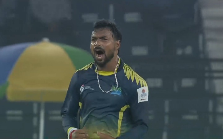 Pappu Roy's 4 for 19 | Match 15