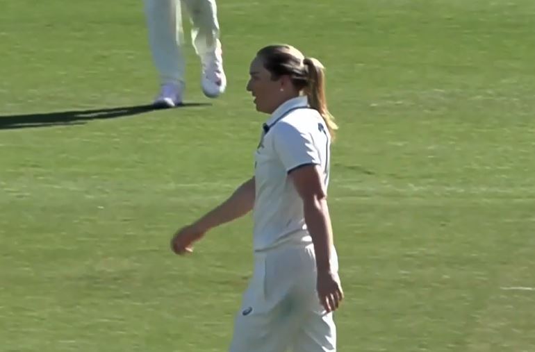 Georgia Prestwidge's 3 for 47 | One-off unofficial Test