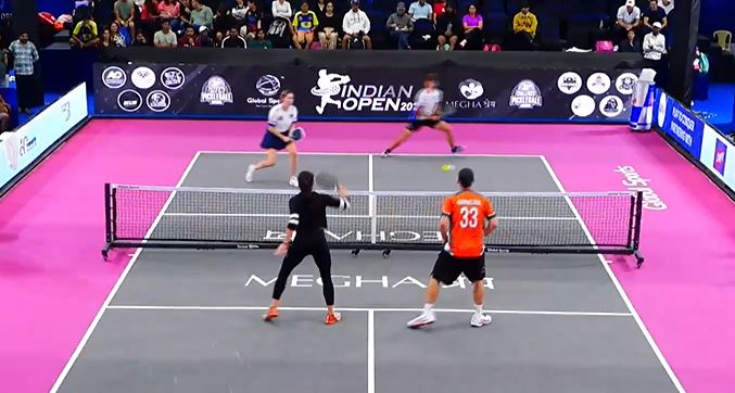 Match 3: Mumbai Chhatrapati Warriors 16-21 Hyderabad Vikings | Mixed doubles