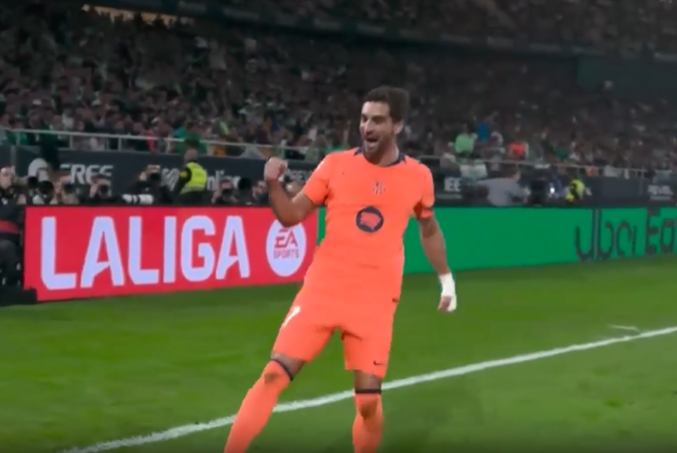 NO MERCY! Ferran punishes Betis with a clean volley