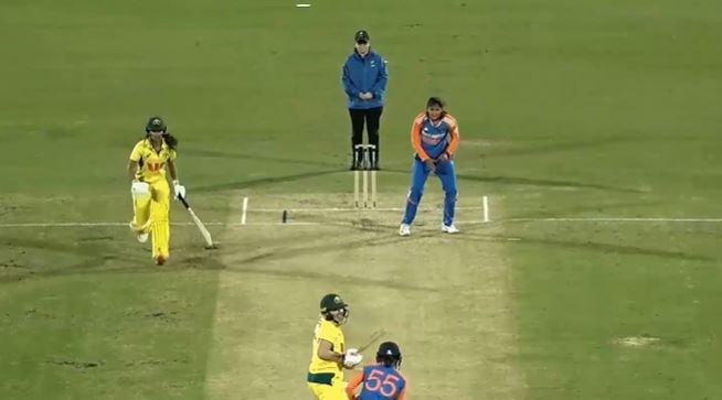 Radha Yadav's 3 for 31 | 3rd T20I