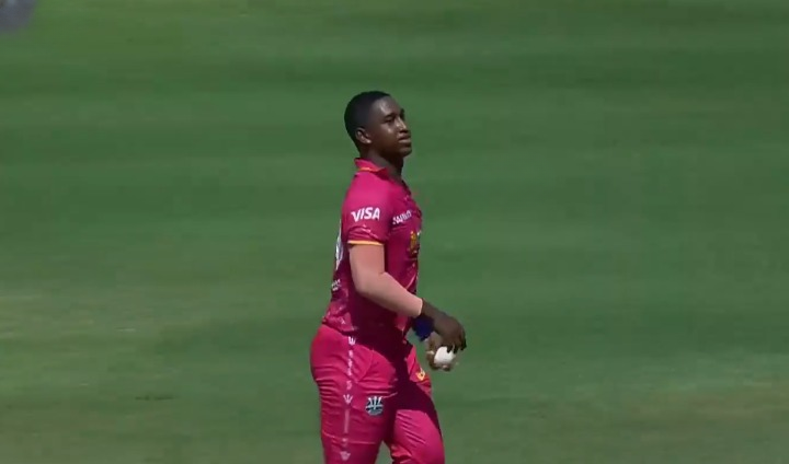 Ramon Simmonds's 3 for 28 | Match 24