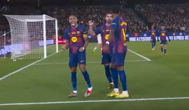 PURE CLASS! Raphinha curls in a Barcelona stunner