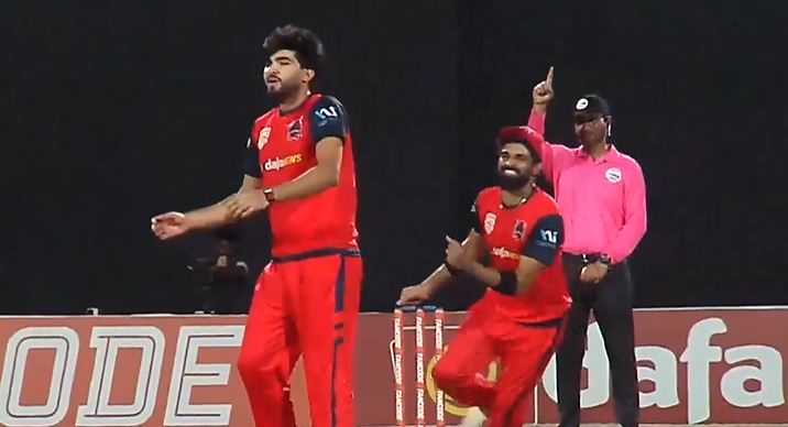 Muzahir Raza's 5 for 8 | Match 14