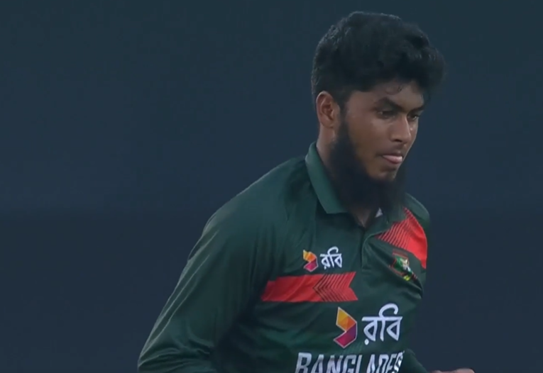Rishad Hossain's 3 for 56 | 2nd ODI