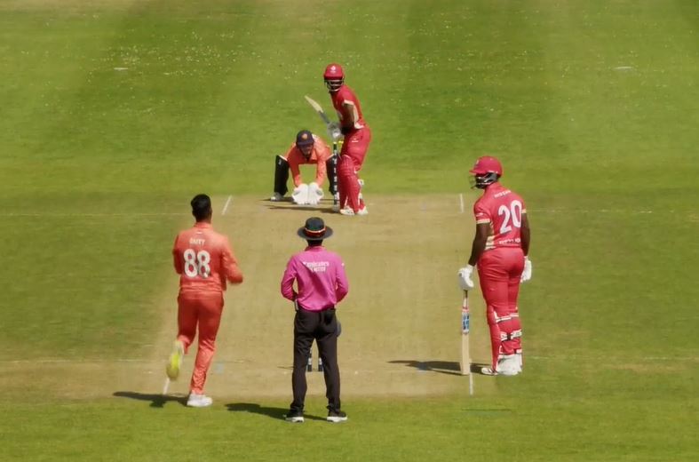 Netherlands vs Canada: Shreyas Movva's 65 off 90