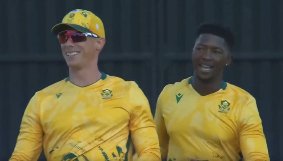 South Africa beat Zimbabwe by 5 wickets | Match 1
