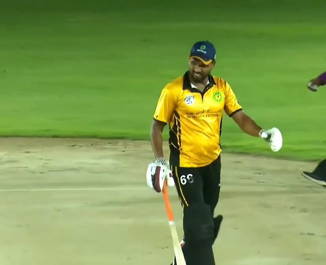 Santhosh Saravannan's 64* off 17 | Match 30