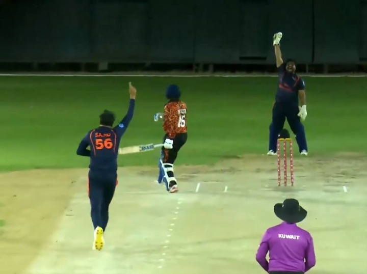 Sajid Mahmood's 3 for 25 | Match 4