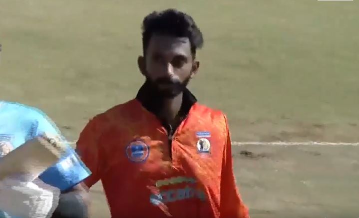 Calicut Globstars vs Alleppey Ripples: Akhil Scaria's 3 for 26