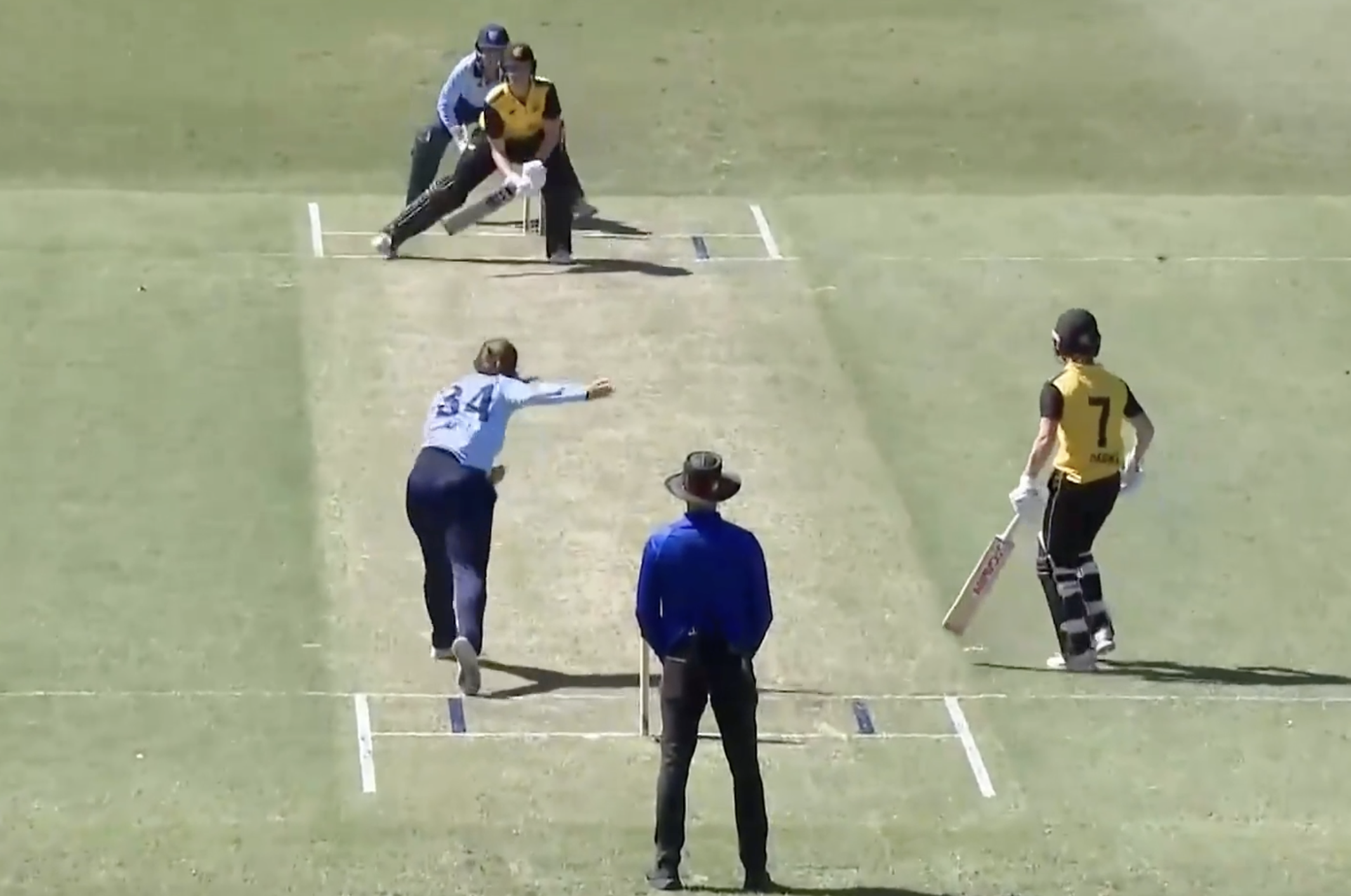 Samantha Bates's 4 for 26 | Match 11