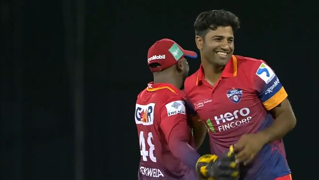 Kaleem Sana's 4 for 31 | Match 6