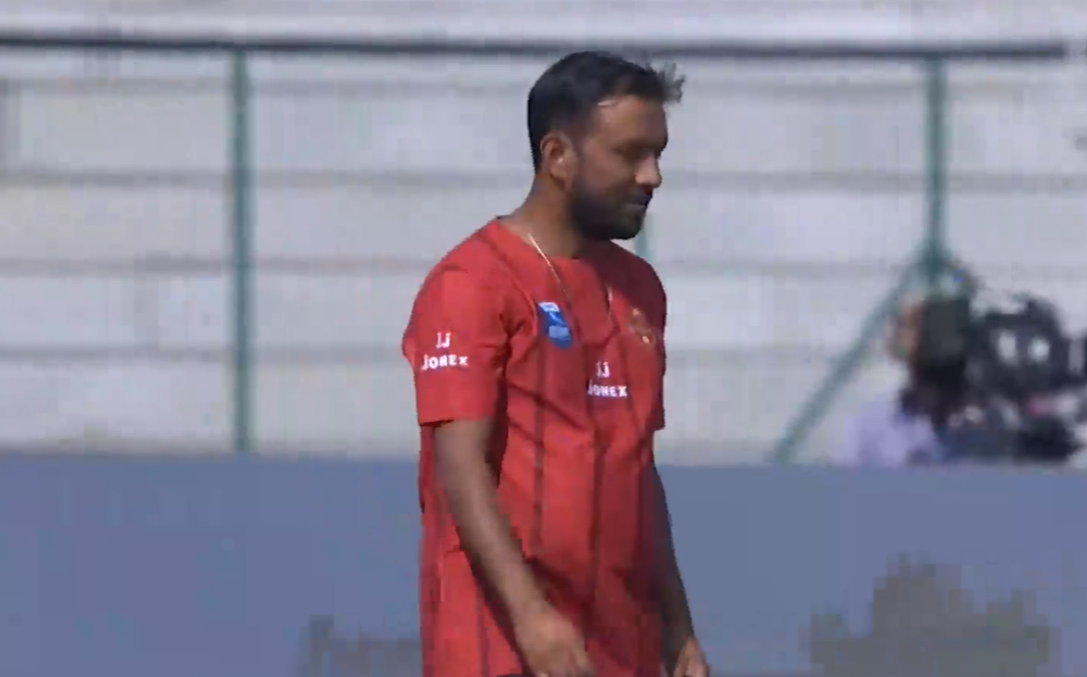 Sarafaraz Amin's 3 for 10 | Match 2