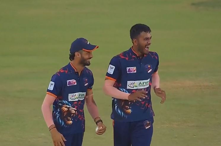 Aryan Sorath Lions beat JMD Kutch Riders by 6 wickets | Match 10