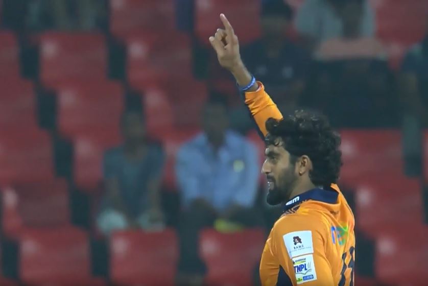 Sonu Yadav's 3 for 41 | Match 16