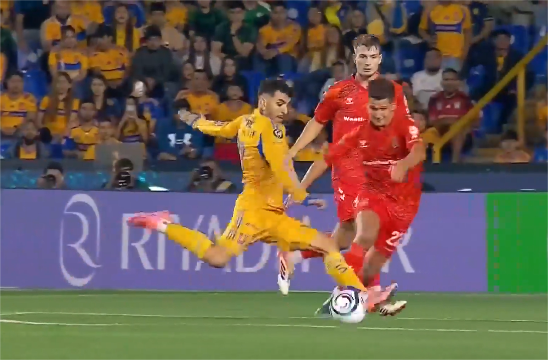 SENSATIONAL! Angel Correa's strike fires Tigres to victory