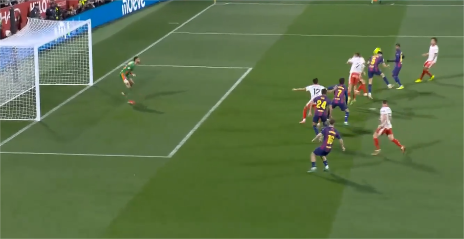 Cubarsi puts FC Barcelona ahead with a sensational header