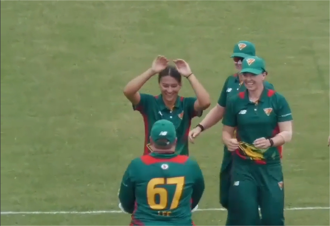 Callie Wilson's 3 for 35 | Match 34