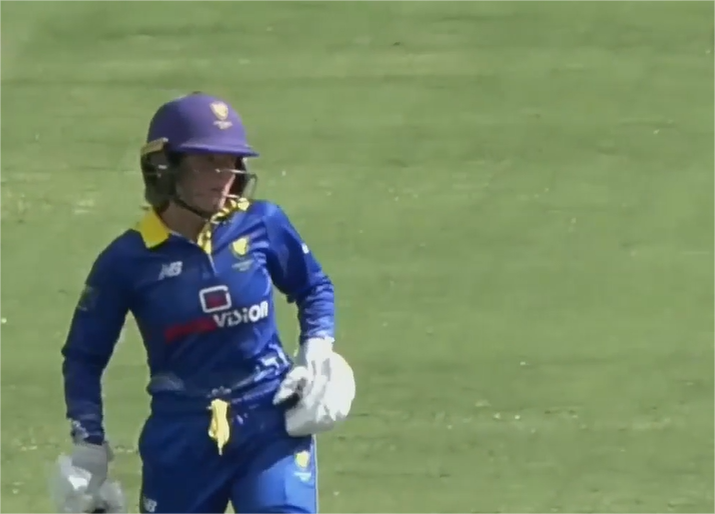  Grace Lyons's 67 off 88 | Match 36