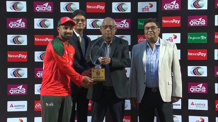 Bangladesh beat Ireland by 8 wickets | 3rd T20I