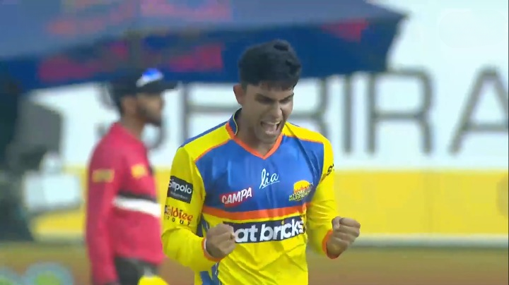 Yashovardhan Parantap's 3 for 25 | Match 21