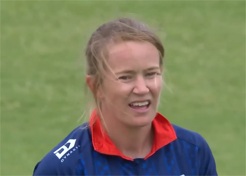 Maddy Green's 3 for 16 | Match 19