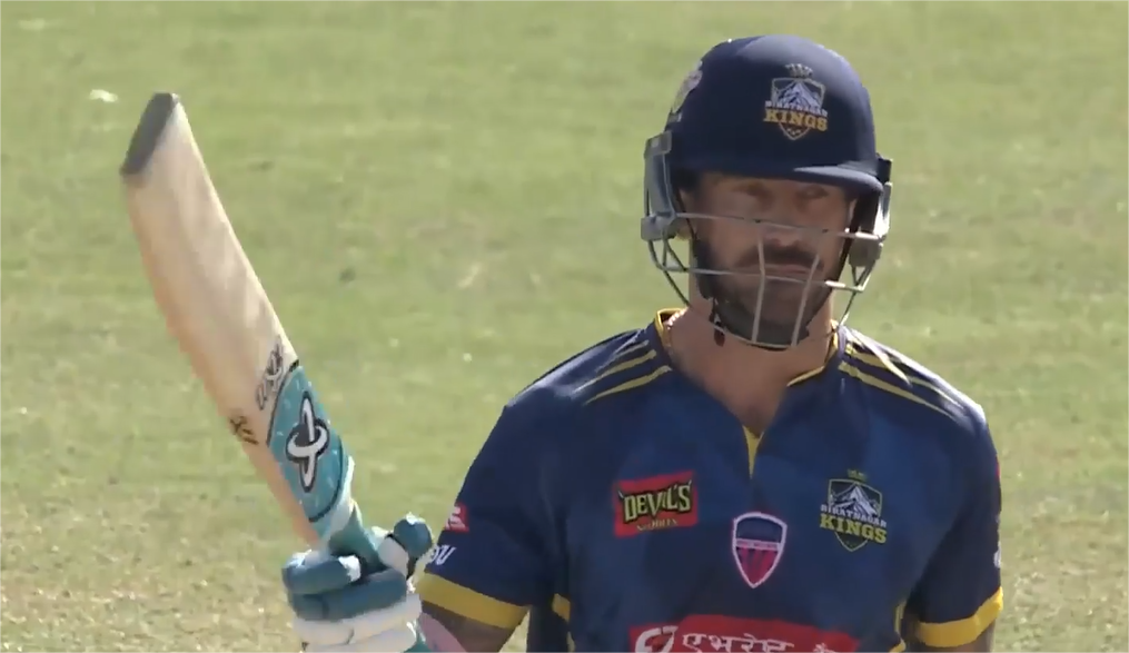 Faf du Plessis's 50 off 20 | Match 26