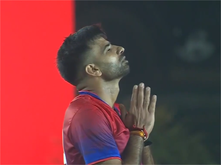 Suboth Bhati's 3 for 37 | Match 1