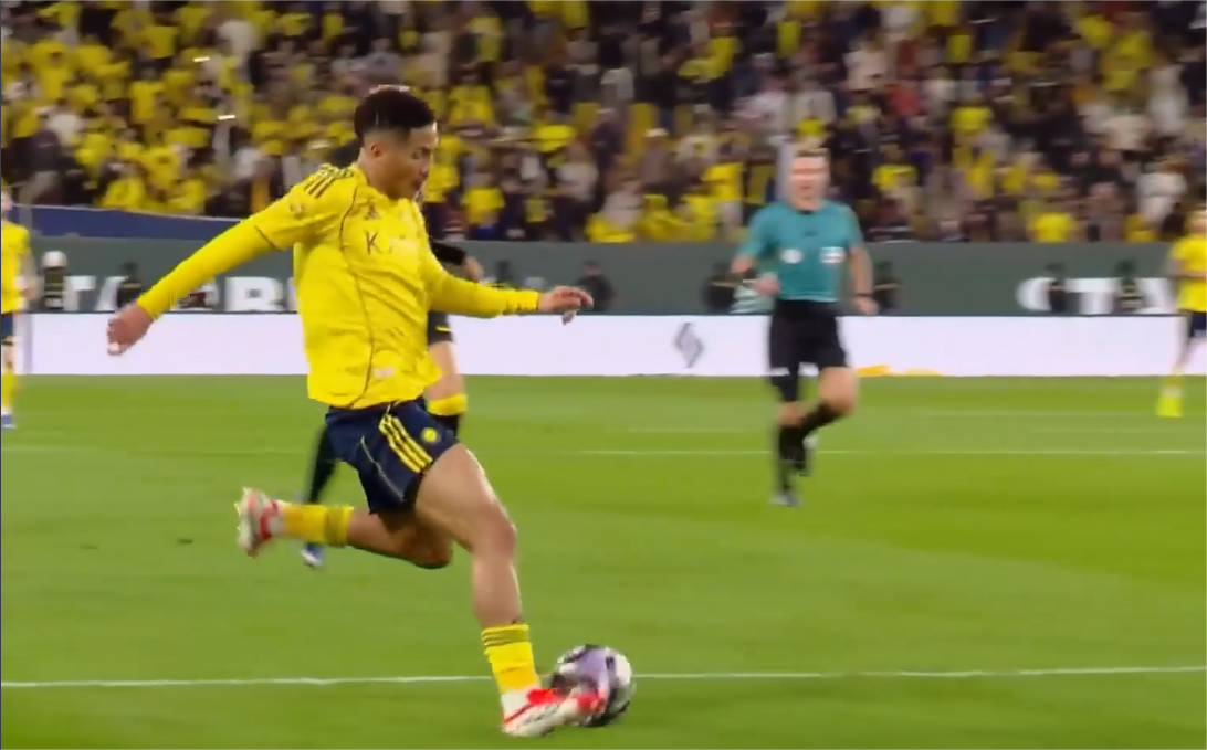 Angelo Gabriel seals the win with a brilliant solo goal