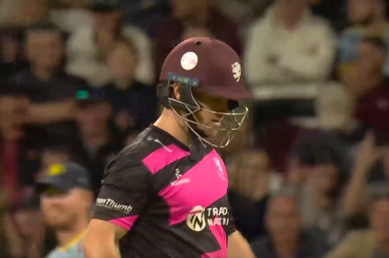 Sean Dickson's 71* off 26 | Quarter-final