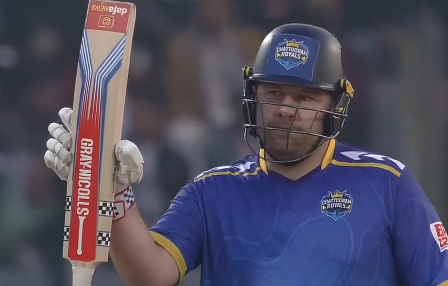 Adam Rossington's 60* off 36 | Match 11