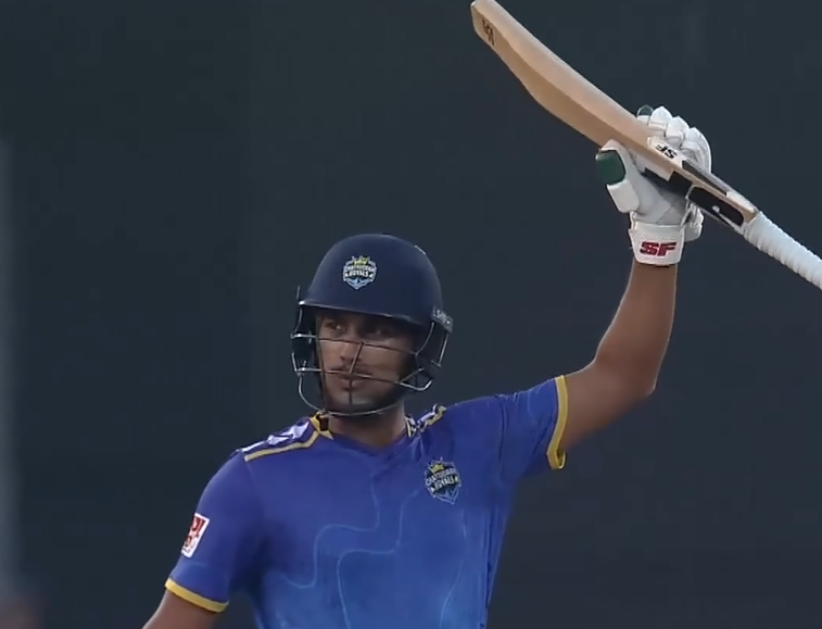 Mohammad Naim's 54* off 40 | Match 11