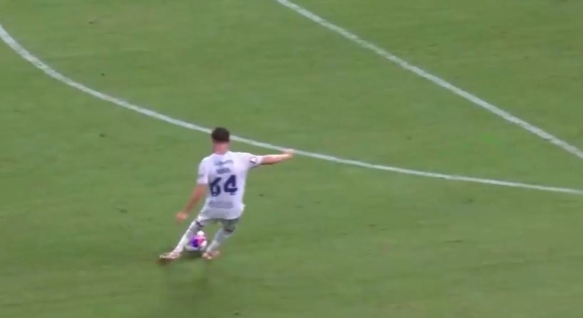 Free-Kick Magic! Juan Mata puts Melbourne Victory ahead