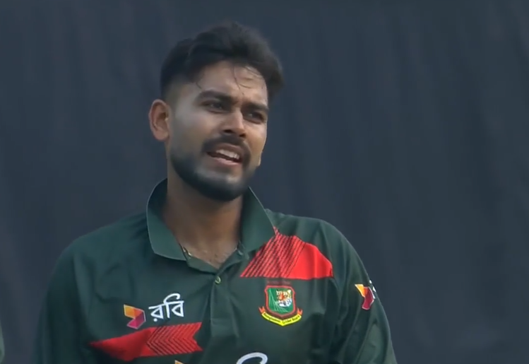 Two in an Over! Mehidy Hasan Miraz rattles Pakistan