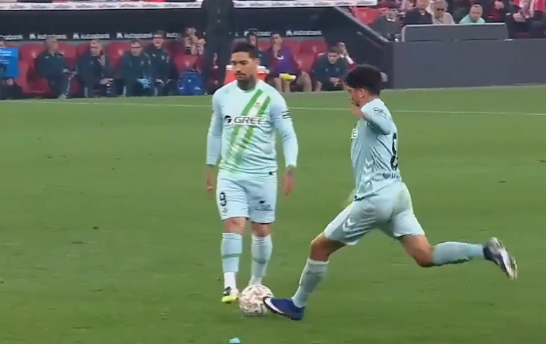 FREE-KICK MAGIC! Fornals pulls one back for Real Betis