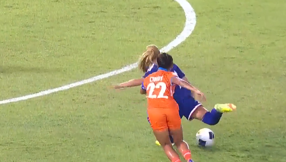 FROM DISTANCE! Natsumi Tago unleashes a stunning strike