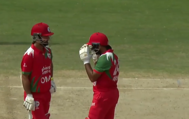 RAMPANT BATTING! Jatinder takes Ajay Kumar to the cleaners