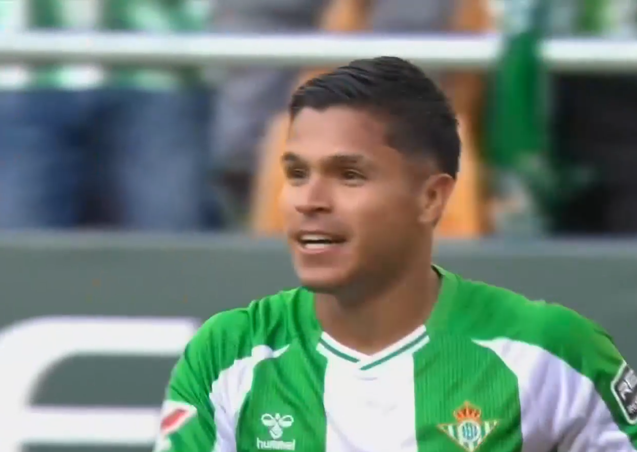 Glorious Finish! Cucho makes it 3-0 for Real Betis