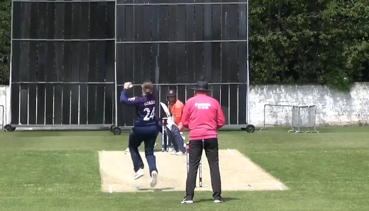 Kirstie Gordon's 3 for 27 | Match 1