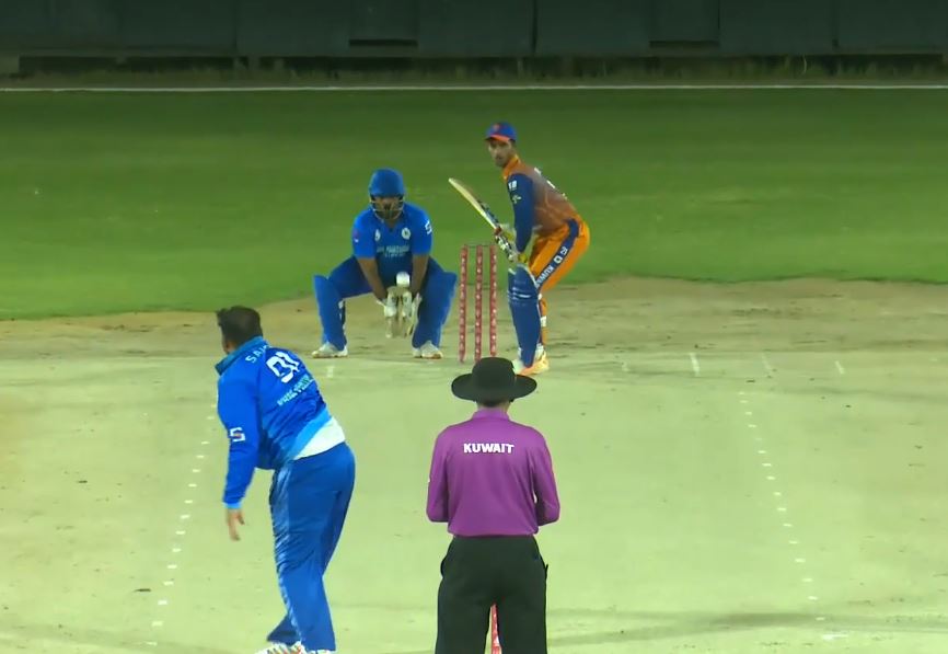 Khadar Valli Shaik's 4 for 21 | Match 5
