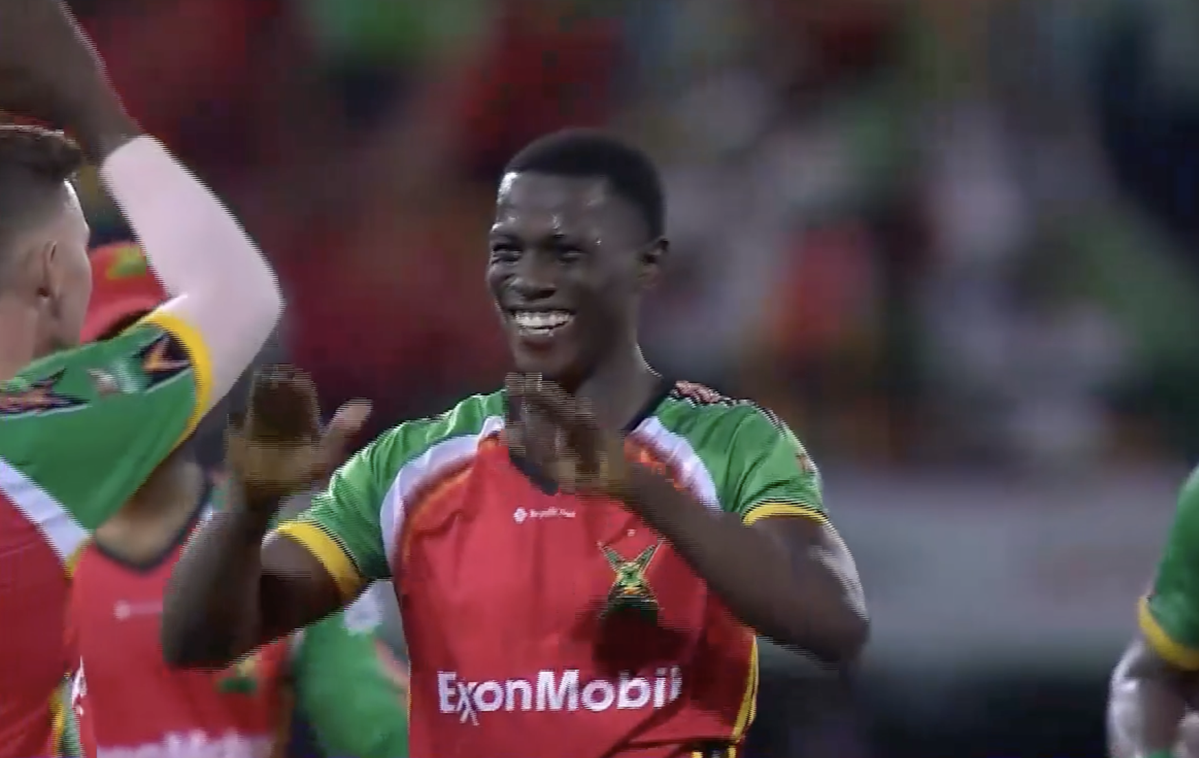 ABSOLUTE PEACH! Joseph castled Rassie Van der Dussen