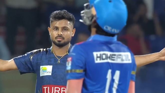 Siddhant Sharma's 3 for 24 | Match 28